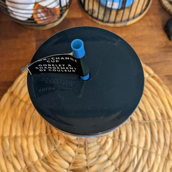 Starbucks Siren Blue Mermaid Iridescent Color changing Tumbler Vent 24oz - Picture 3 of 4